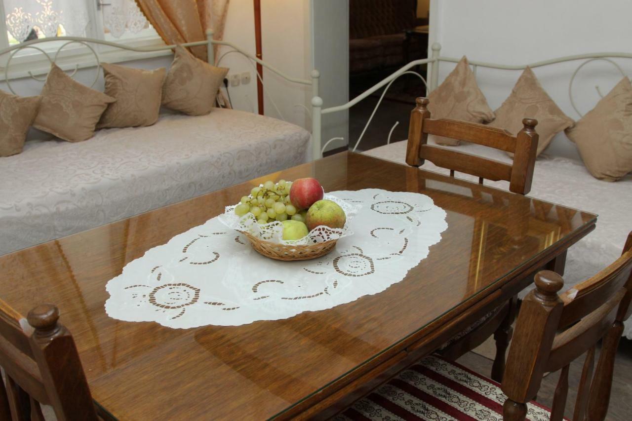 Apartman Sokica Bizovac Buitenkant foto