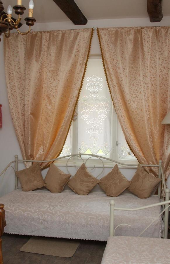 Apartman Sokica Bizovac Buitenkant foto